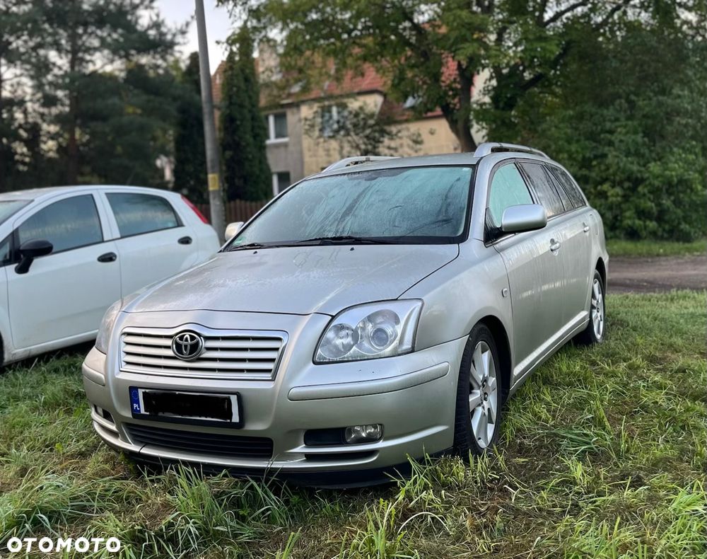 Toyota Avensis - 3