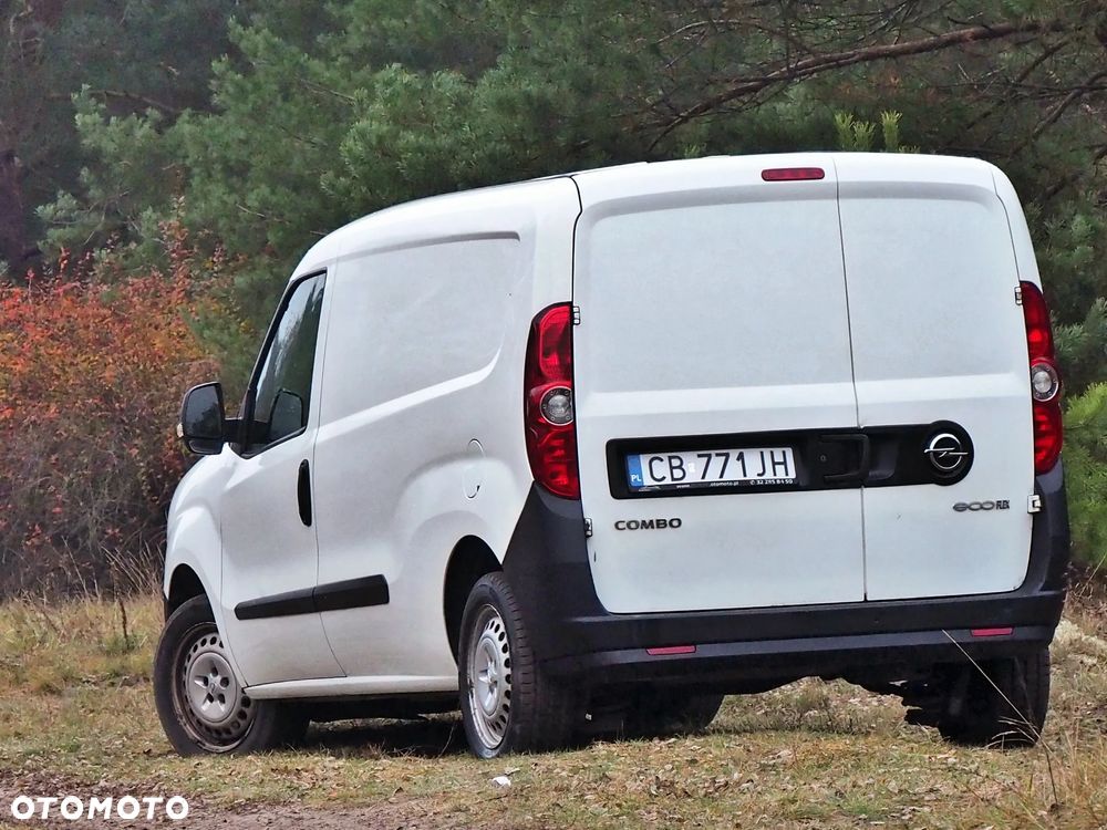 Opel Combo - 8
