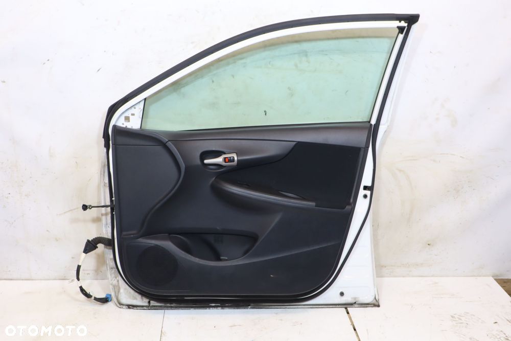 DRZWI PRAWY PRZÓD TOYOTA COROLLA X E15 040 SEDAN - 2