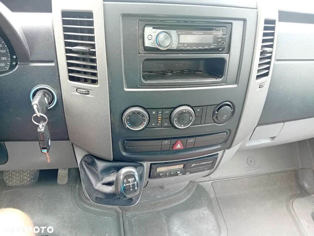Volkswagen Crafter Wywrotka - 20