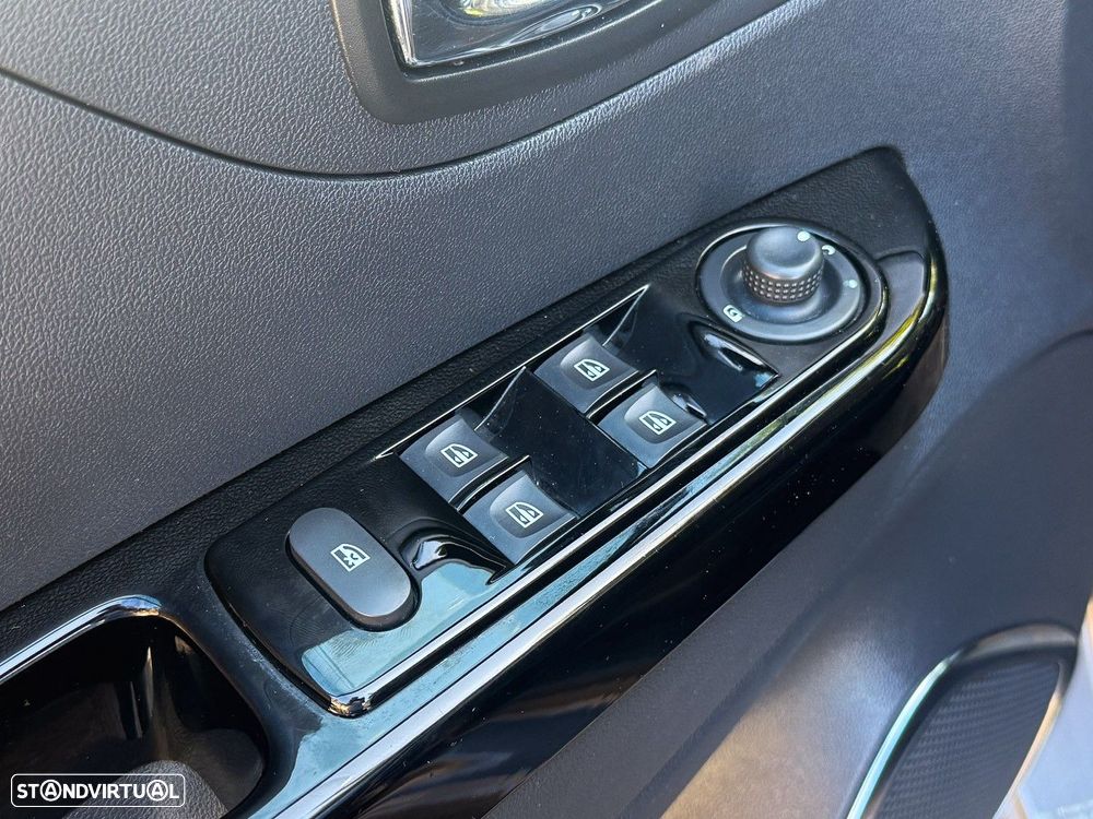Renault Captur 1.5 dCi Exclusive - 30