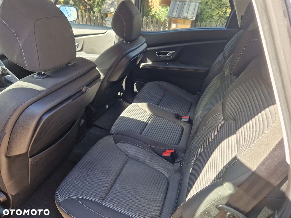 Renault Scenic ENERGY TCe 130 INTENS - 15