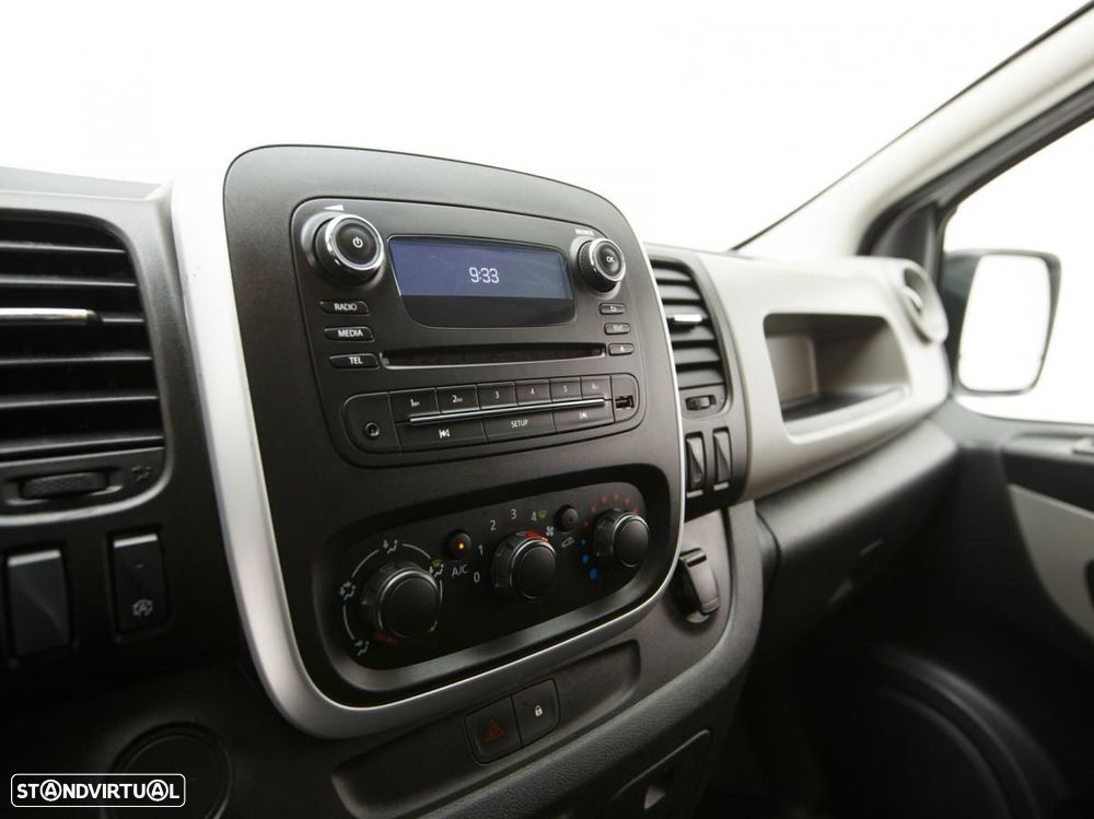 Renault Trafic L1H1 1.2T c/iva - 10