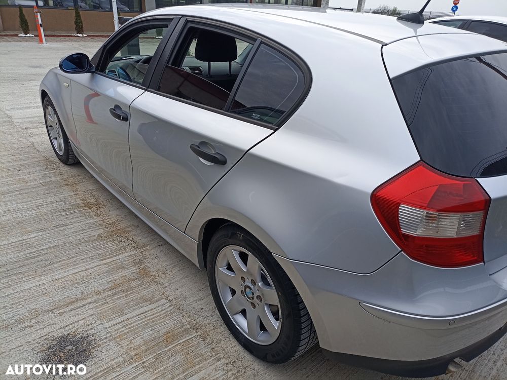 BMW Seria 1 116i - 12