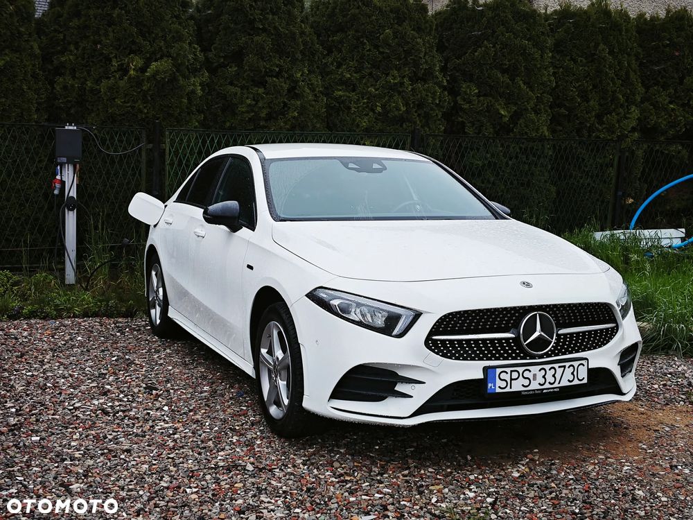 Mercedes-Benz Klasa A 250 E AMG Line 8G-DCT - 25