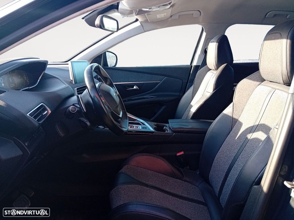 Peugeot 3008 1.2 PureTech Allure - 9