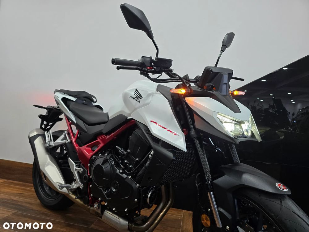 Honda Hornet - 1