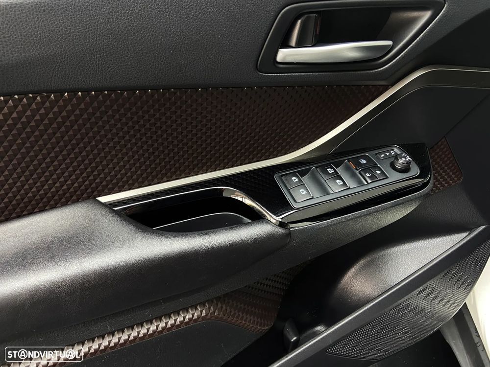 Toyota C-HR 1.8 HSD Exclusive+P.Luxury - 7