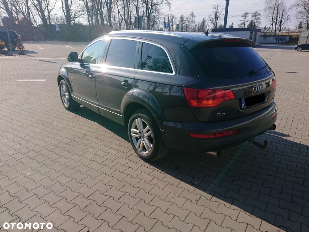 Audi Q7 - 3