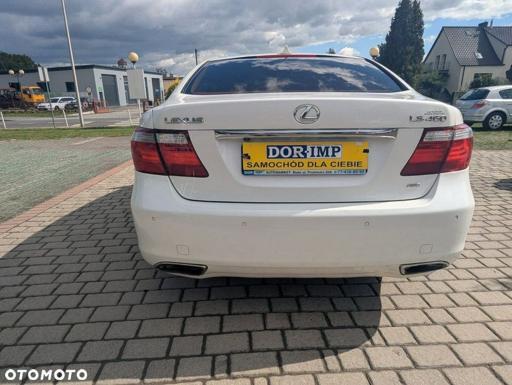 Lexus LS 460 AWD - 9