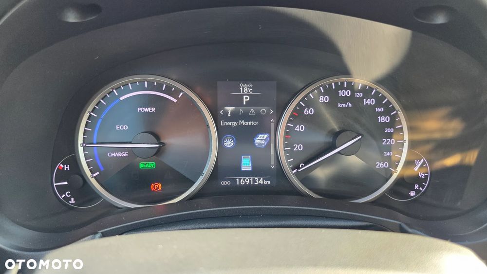 Lexus NX 300h Elite 2WD - 19