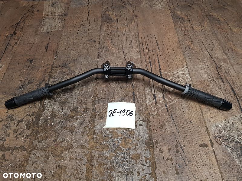 Kierownica motocyklowa mostek manetki naked street - 1