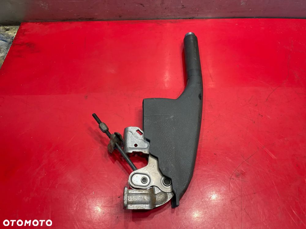 DŹWIGNIA HAMULCA RĘCZNEGO VW POLO 9N - 2