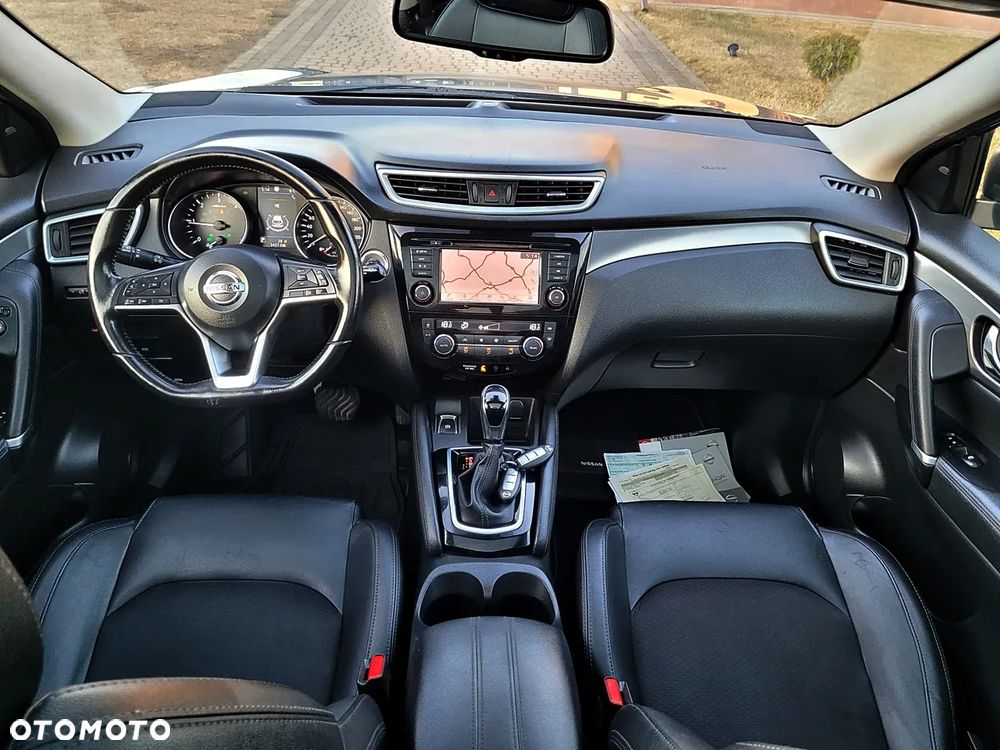 Nissan Qashqai 1.5 dCi DCT TEKNA - 10
