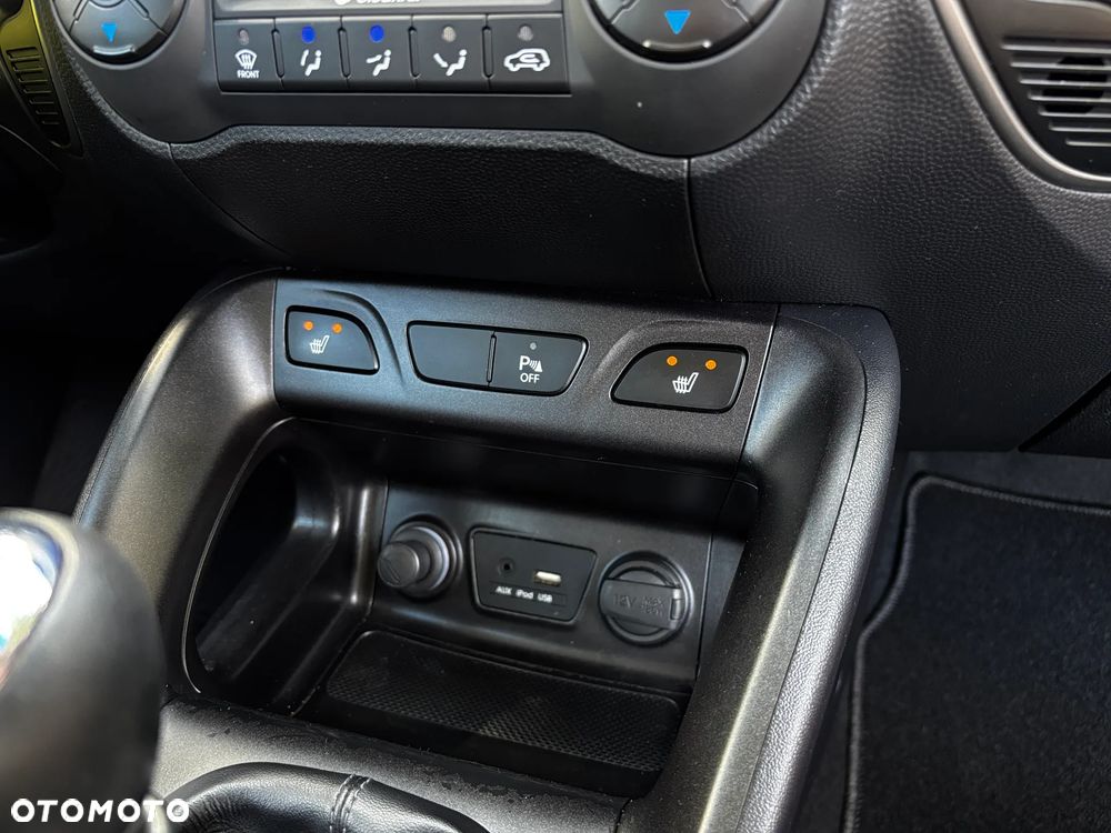 Hyundai ix35 1.6 2WD Fifa World Cup Edition - 39