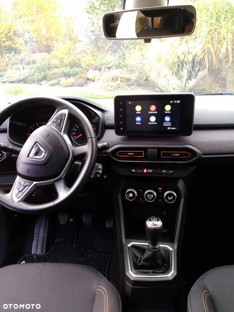 Dacia Sandero TCe 90 Essential - 6