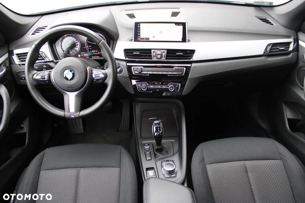 BMW X1 sDrive18i Advantage - 18