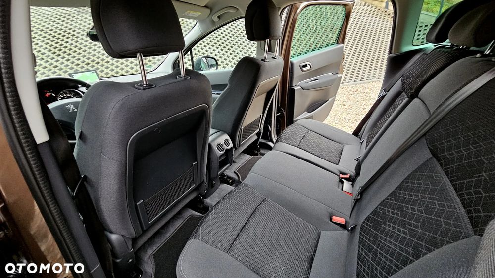 Peugeot 3008 PureTech 130 Style - 33