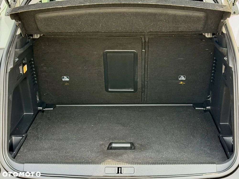 Peugeot 3008 BlueHDi 130 Stop & Start EAT8 Active Business-Paket - 17