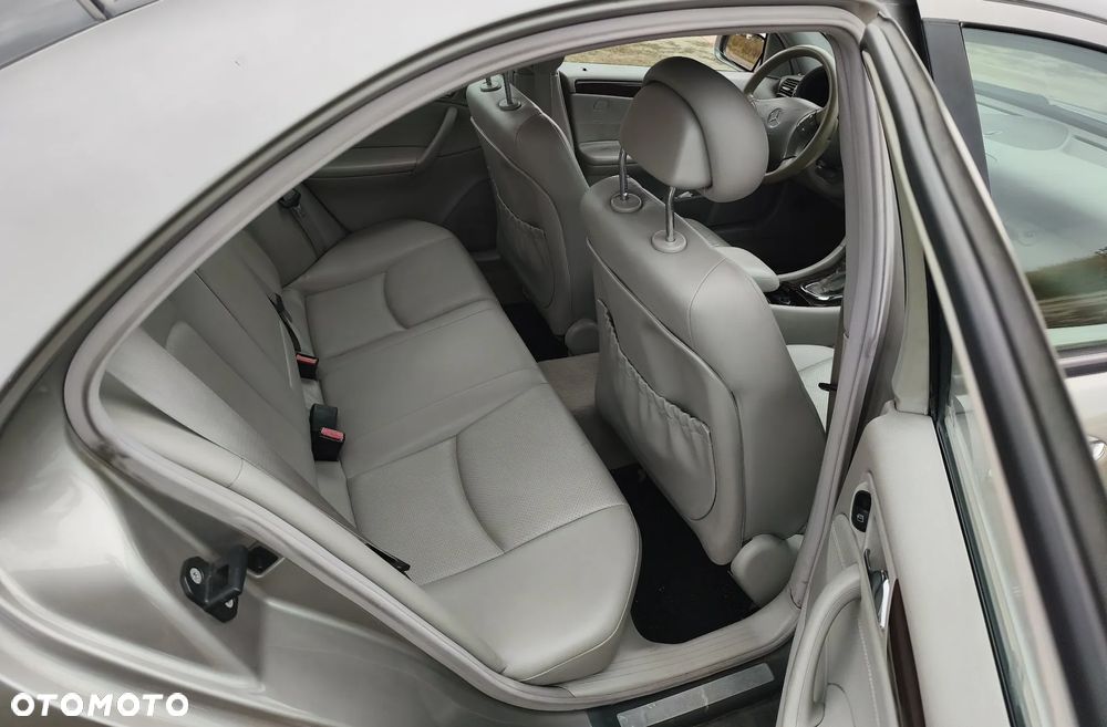 Mercedes-Benz Klasa C - 9