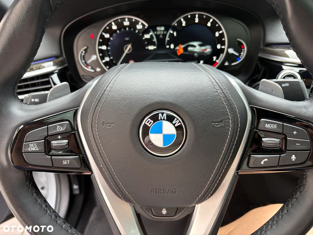 BMW Seria 5 540i Luxury Line - 20