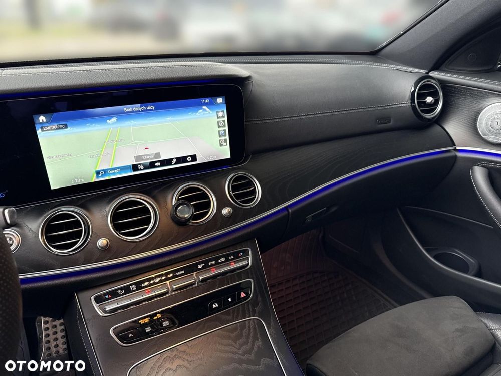 Mercedes-Benz Klasa E - 13