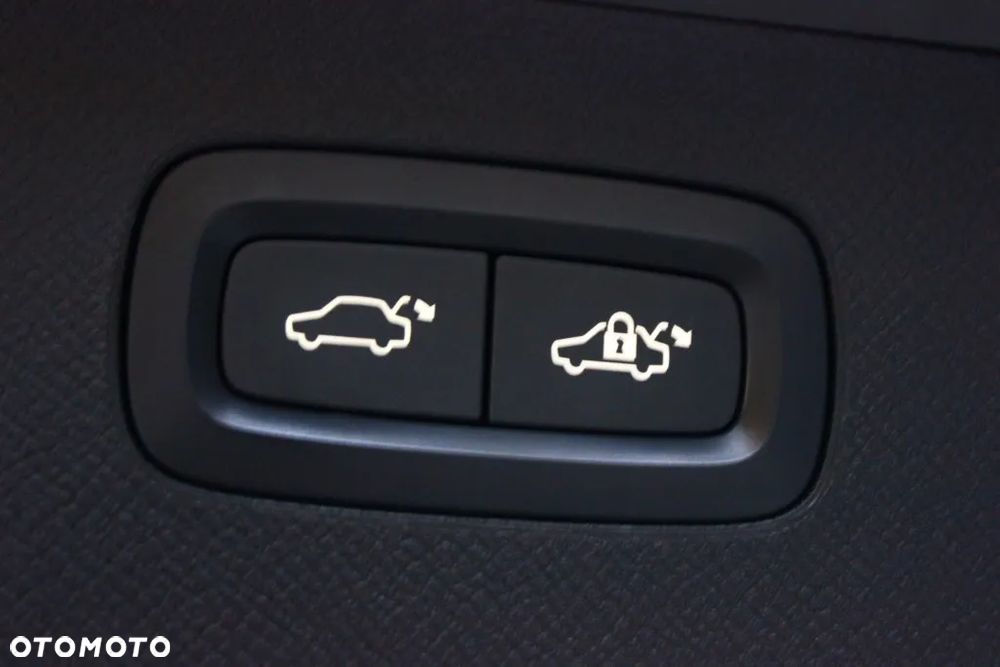 Volvo XC 90 D4 Geartronic Momentum - 25