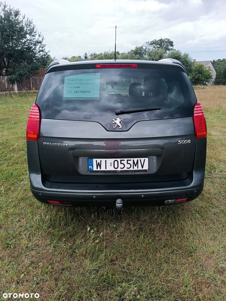 Peugeot 5008 120 VTi Premium - 11