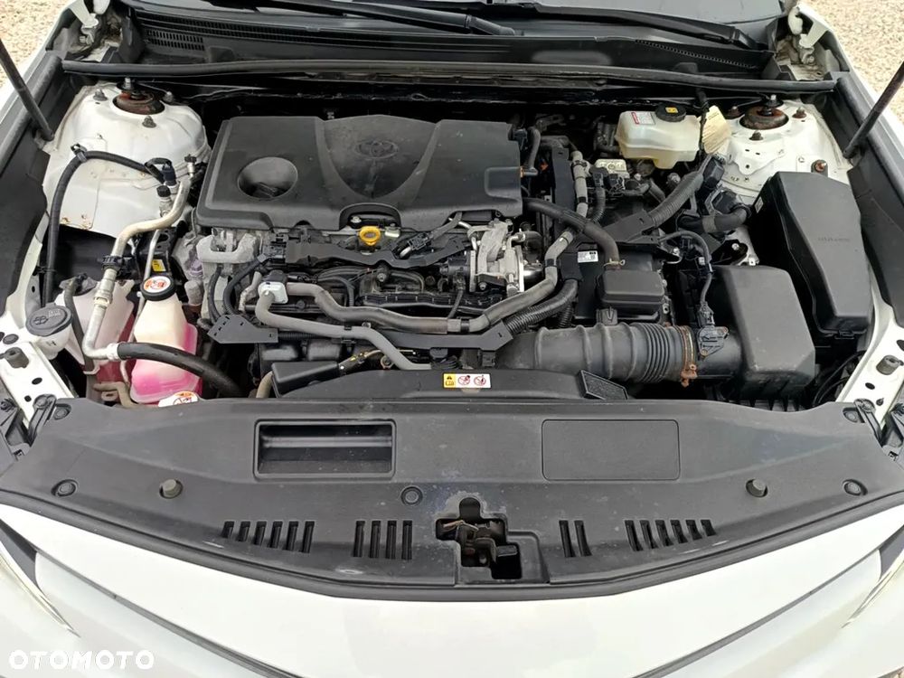 Toyota Camry 2.5 Hybrid Comfort CVT - 15