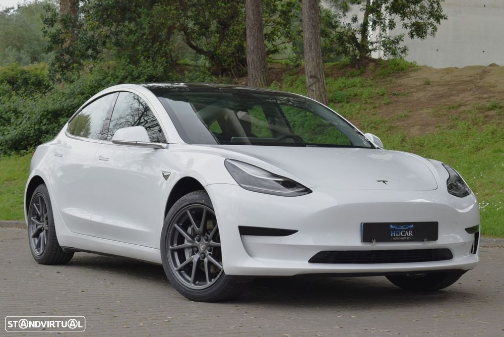Tesla Model 3 Standard Range Plus RWD - 3