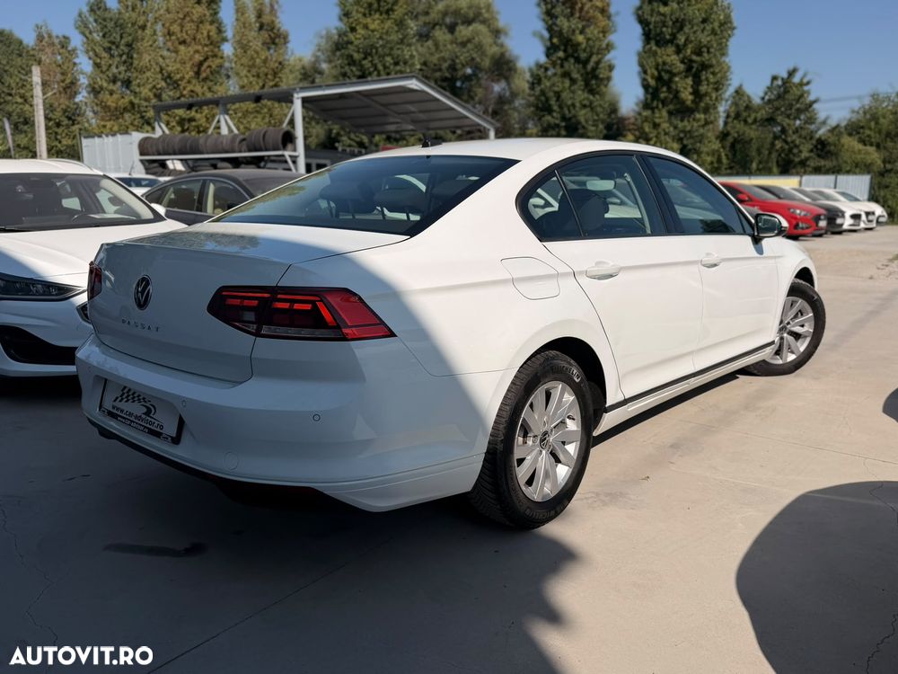 Volkswagen Passat 2.0 TDI DSG Comfortline - 6