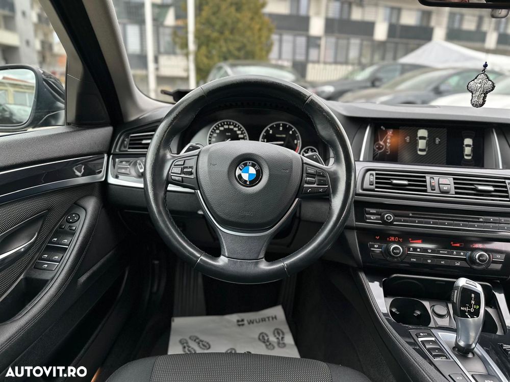 BMW Seria 5 520d Aut. - 9