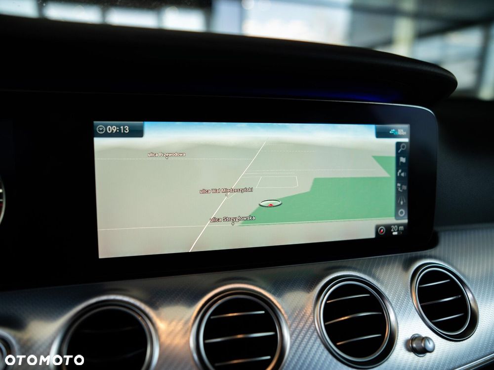 Mercedes-Benz Klasa E 200 d Business Edition 9G-TRONIC - 23