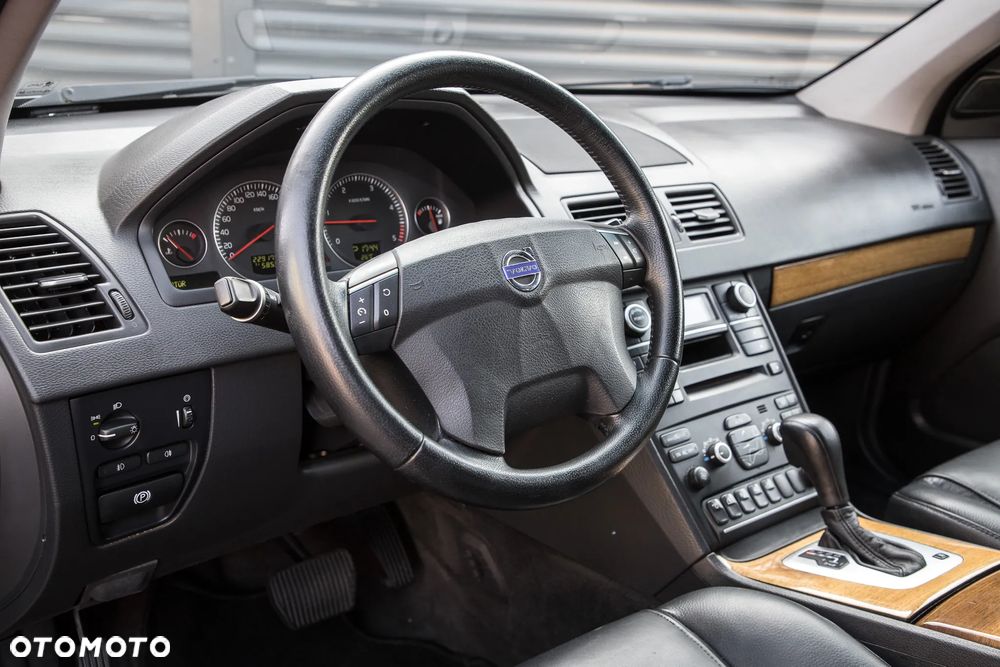 Volvo XC 90 D5 AWD Executive - 6