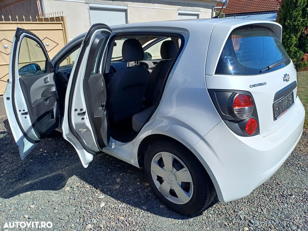 Chevrolet Aveo 1.2 LS - 8