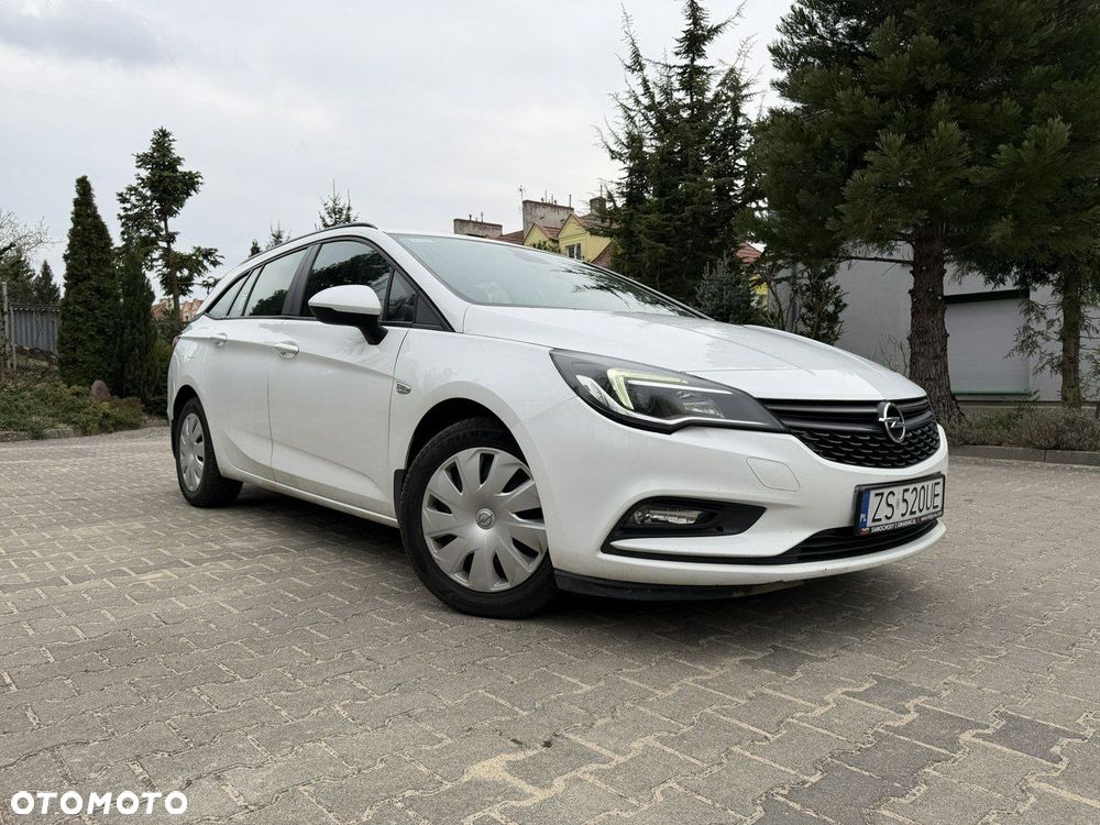 Opel Astra 1.6 CDTI Essentia