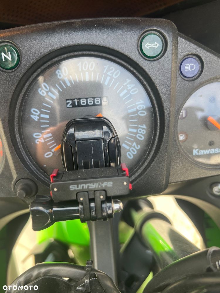 Kawasaki Ninja 250R - 8