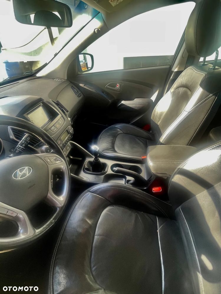 Hyundai ix35 - 12