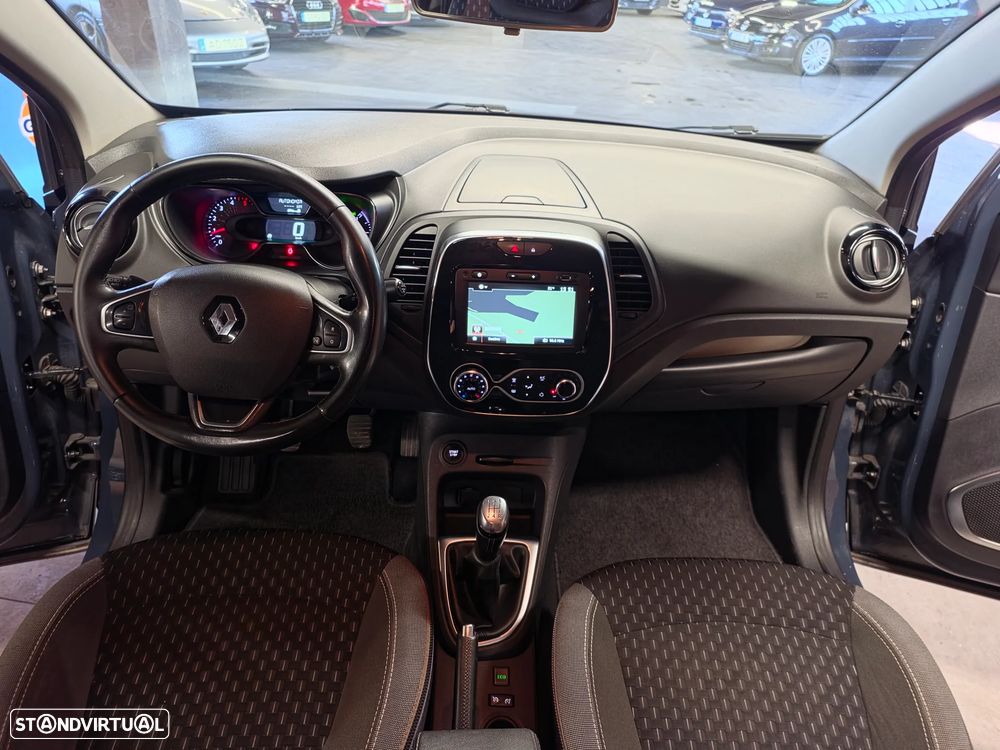 Renault Captur 1.5 dCi Exclusive - 3