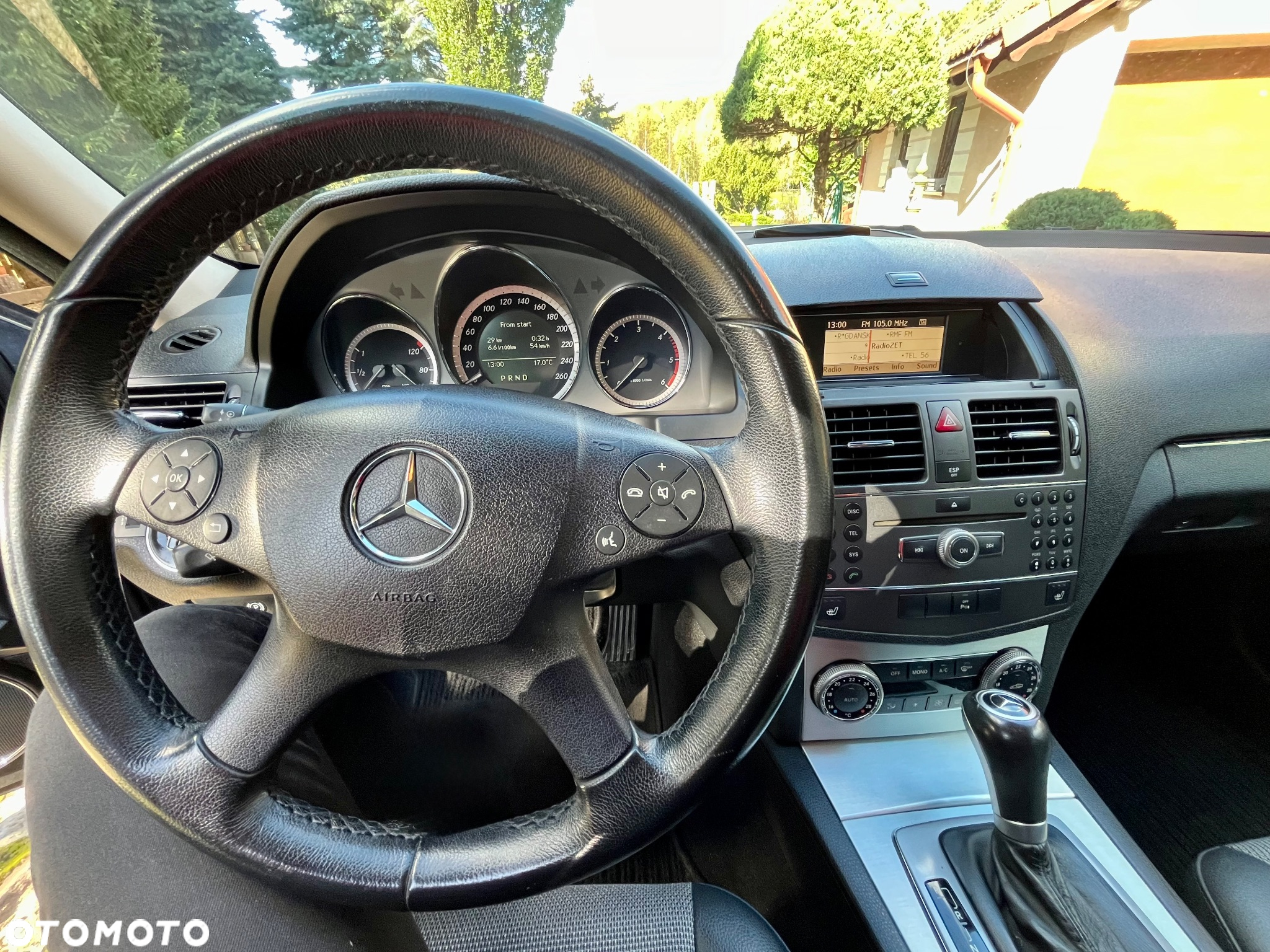 Mercedes-Benz Klasa C 220 T CDI DPF Automatik BlueEFFICIENCY Avantgarde - 18