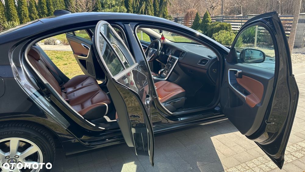 Volvo S60 D3 Geartronic Kinetic - 15