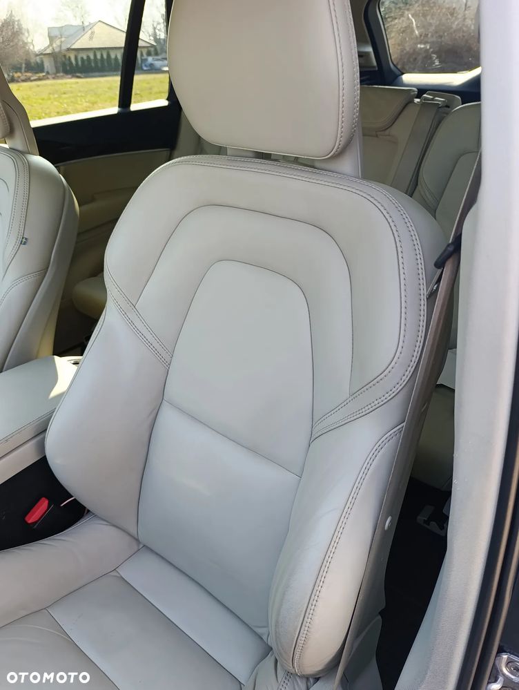 Volvo XC 90 T6 AWD Geartronic Inscription - 24