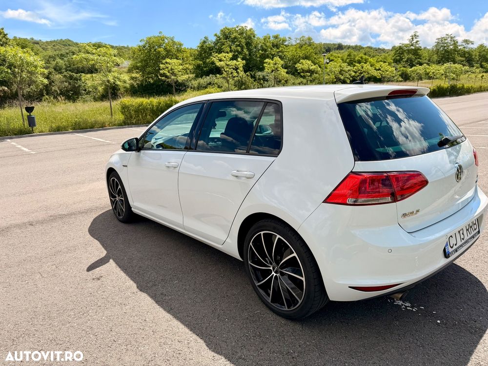 Volkswagen Golf 1.6 TDI BlueMotion Comfortline - 5