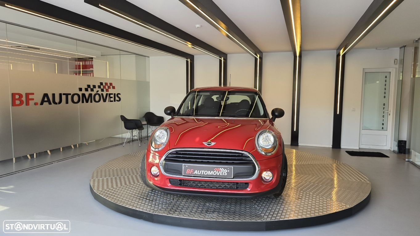MINI 3 Portas One - 11