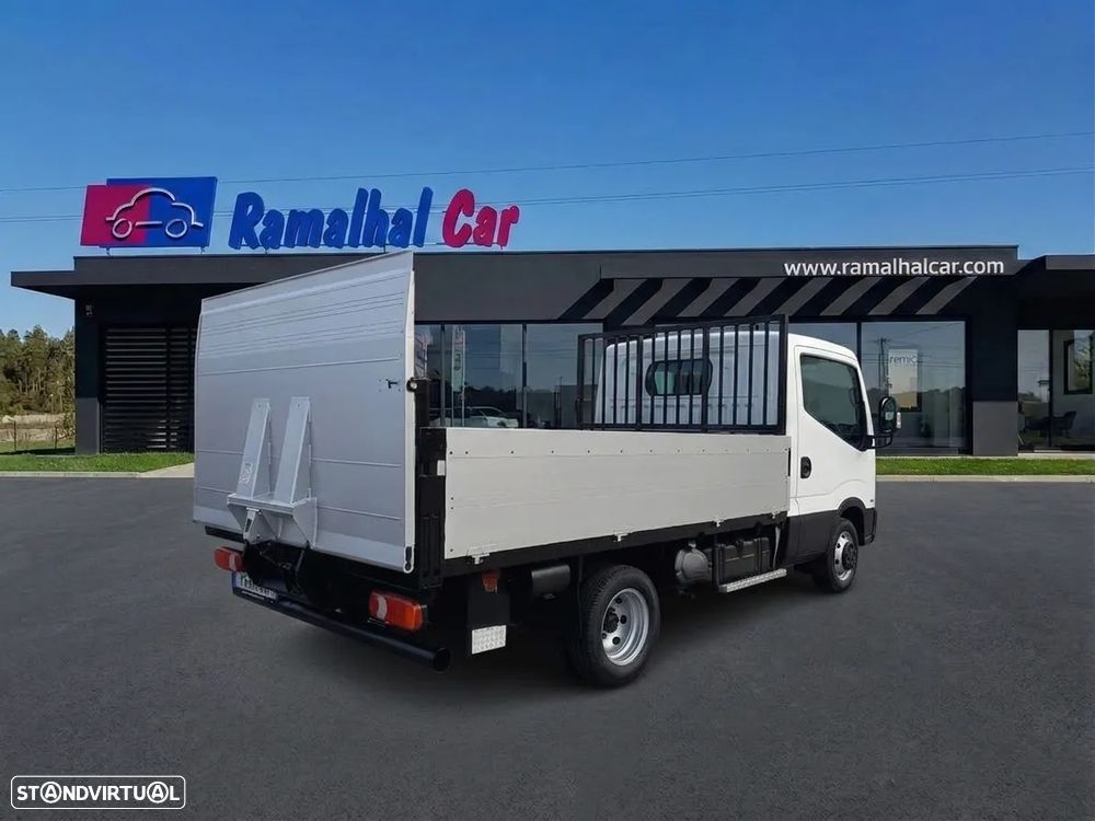 Nissan CABSTAR NT 400 PLATAFORMA - 2