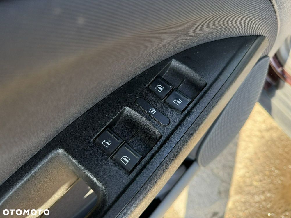 Seat Altea XL 1.6 Reference - 15
