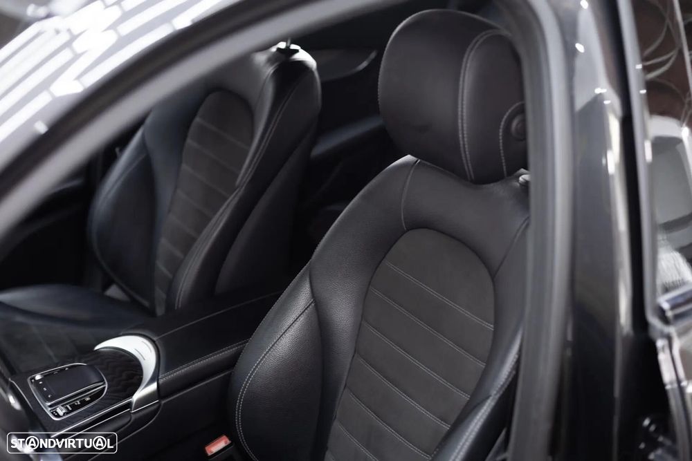 Mercedes-Benz GLC 300 de 4Matic 9G-TRONIC AMG Line - 22