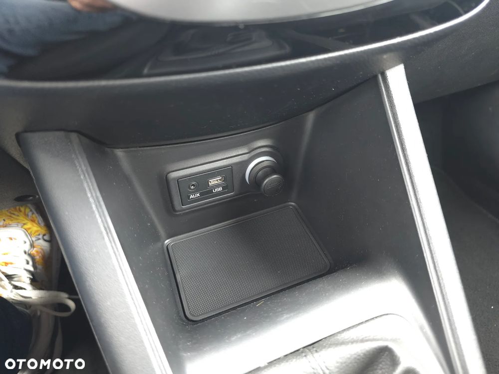 Hyundai ix20 1.4 BlueDrive Comfort - 31