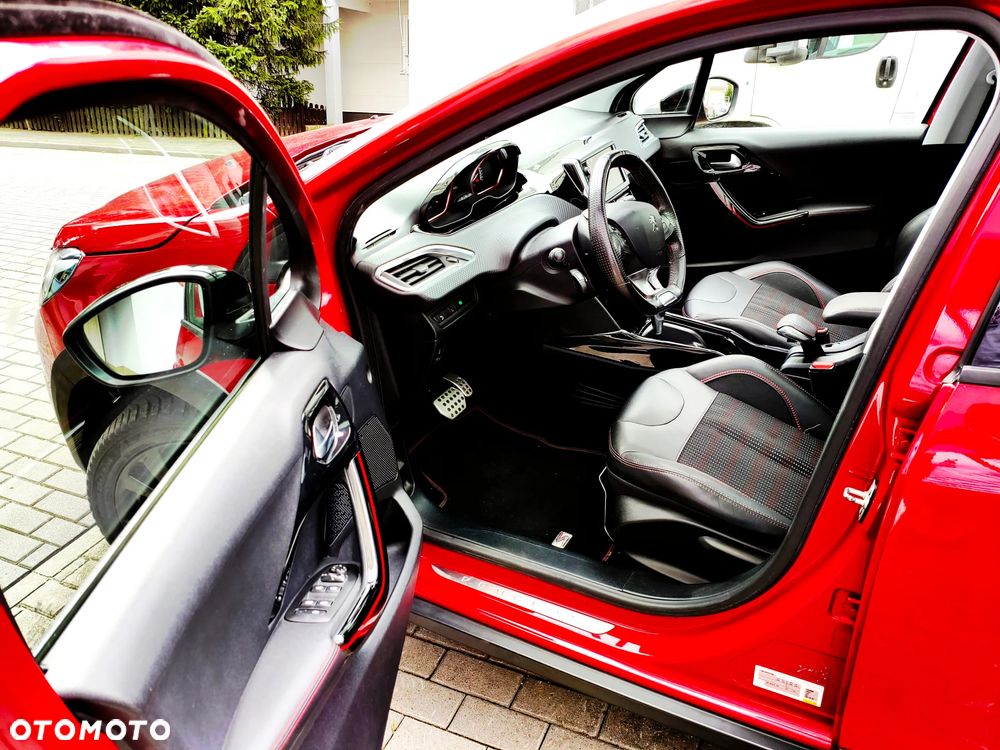 Peugeot 2008 1.2 Pure Tech GPF Crossway S&S EAT6 - 5