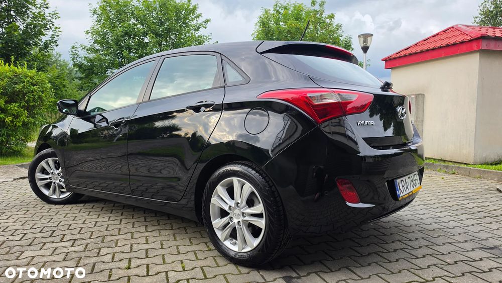 Hyundai i30 1.4 Fifa World Cup Edition - 34